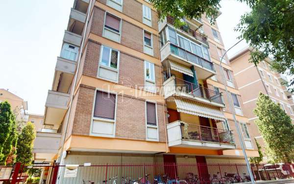 Foto Stanza/Camera in affitto a Mantova