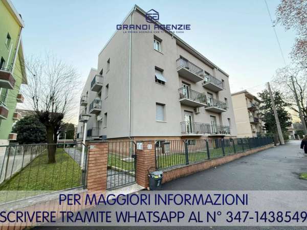 Foto Stanza/Camera in affitto a Parma