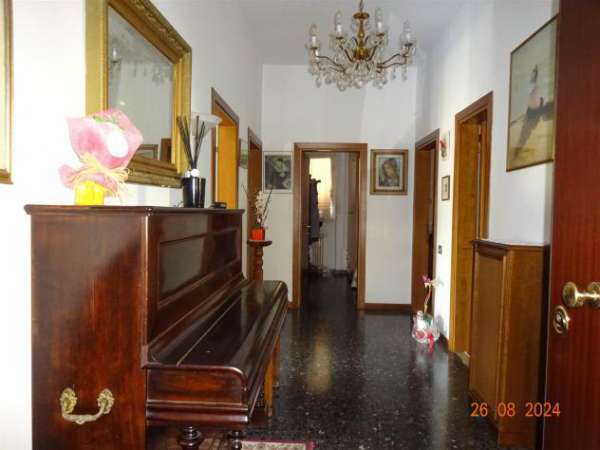 Foto Stanza/Camera in Affitto in zona QUINTO BASSO