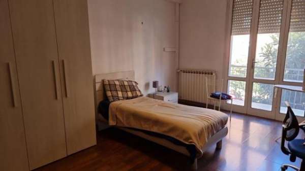 Foto Stanza/Posto Letto in affitto a Pisa 120 mq  Rif: 785493