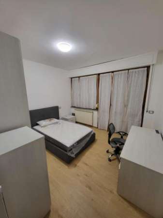 Foto Stanza/Posto Letto in affitto a Pisa 15 mq  Rif: 1325587