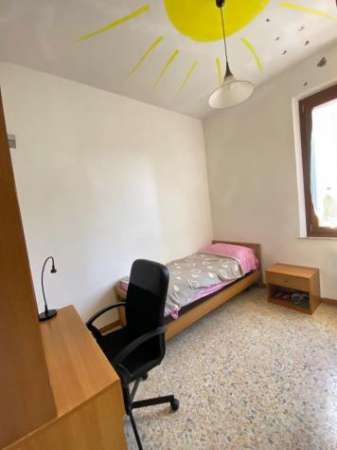 Foto Stanza/Posto Letto in affitto a Siena 13 mq  Rif: 1222490