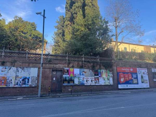 Foto Stanza/Posto Letto in affitto a Siena 15 mq  Rif: 1370340