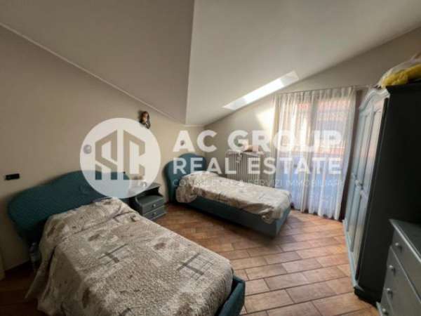 Foto Stanze a Saronno - Rif. 1.stanza.pp.lvo