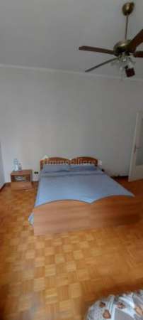 Foto STANZE ARREDATE PER STUDENTESSE ZONE UNIVERSITARIE/CENTRO