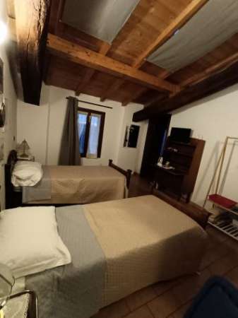 Foto Stanze con bagno in affitto