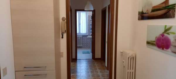 Foto Stanze in affitto  singole e doppia