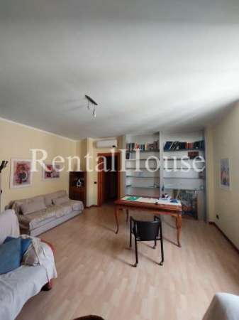 Foto STANZE SINGOLE A MEDA TUTTO INCLUS-LIBERE DA SUBITO