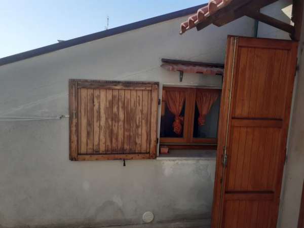 Foto Stanze singole in appartamento zona brecce bianche