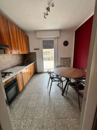 Foto STANZE SINGOLE PER STUDENTESSE