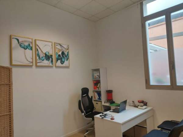 Foto STUDIO MEDICO - UFFICIO a BOLOGNA in AFFITTO A GIORNATE (ZONA SANTA VIOLA)