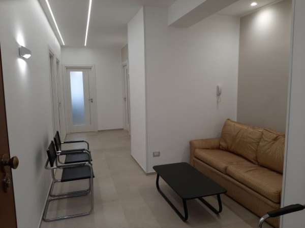 Foto Studio professionale/Ufficio da condividere