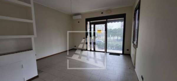 Foto Studio/Ufficio in affitto a Reggio nell'Emilia, Regina Pacis