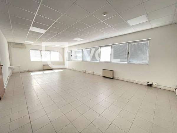 Foto Studio/Ufficio in affitto a Tavagnacco