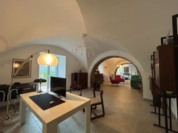 Foto Studio/ufficio in affitto ad Acireale