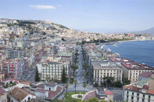 Foto Suite Privata a Mergellina: Comfort All-Inclusive e Bagno Privato