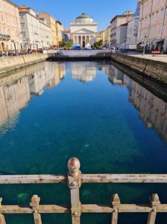 Foto sul canale appartamento di mq. 250