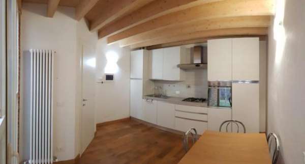 Foto Terratetto in affitto a Collesalvetti 90 mq  Rif: 841384