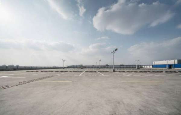 Foto Terreno di 3500 m in affitto a Piacenza