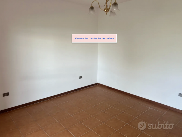 Foto TIBURTINA SETTECAMINI QUADRILOCALE SEMI-ARREDATO CON BALCONE PERIMETRALE.