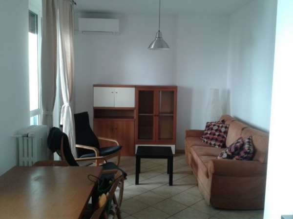 Foto Tolstoi ultimo piano 2 camere 2 bagno terrazzo e box