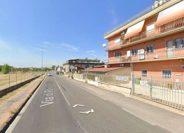 Foto TOR VERGATA TRILOCALE CON POSTO MOTO