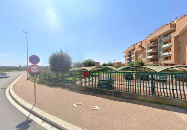Foto TORRESINA BILOCALE ARREDATO CON TERRAZZO PRIVATO