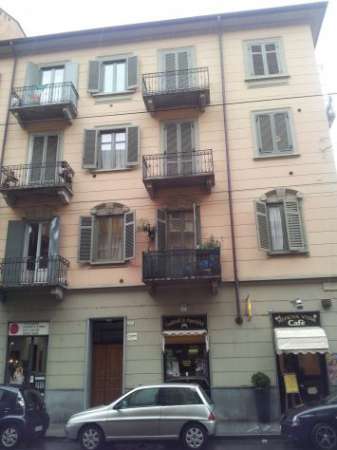 Foto Trilocale 75mq completamente ammobiliato a 800 euro/mese - Via Monginevro 27