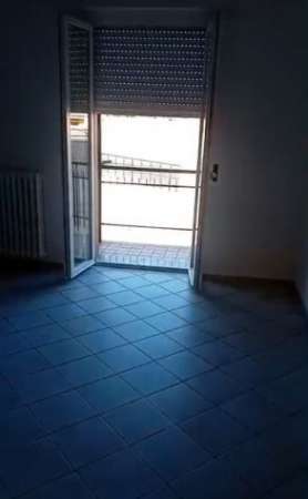 Foto TRILOCALE A LIMBIATE CON BALCONE E POSTO AUTO LIBERO SUBITO