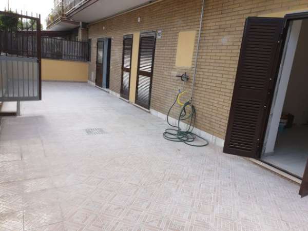 Foto Trilocale a Torre Maura Via dell'Usignolo