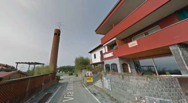 Foto Trilocale arredato con giardino privato - leggiuno