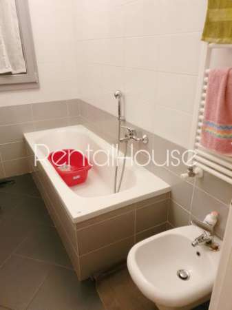 Foto Trilocale arredato con giardino privato- Cascina Burrona M2 a 100m