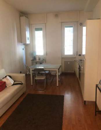 Foto Trilocale centralissimo e ristrutturato Porta Romana - Zona Bocconi
