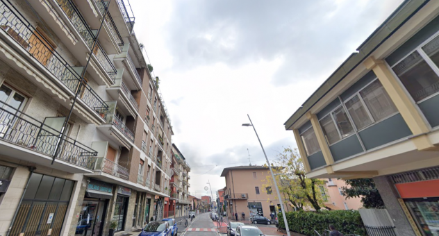 Foto Trilocale con 2 stanze alle porte di Milano a 850 euro