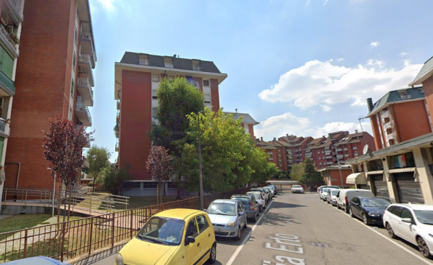 Foto Trilocale con ampio soggiorno e giardino - 850eu