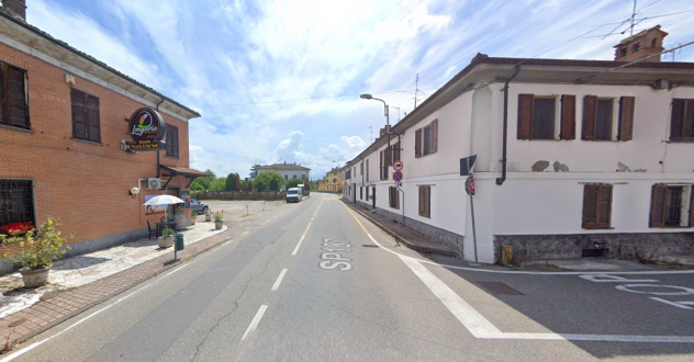Foto TRILOCALE CON BALCONE E BOX AUTO