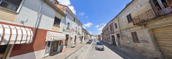 Foto Trilocale con SPESE COMPRESE su DUE PIANI