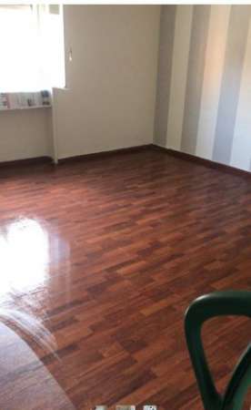 Foto TRILOCALE CORSO INGHILTERRA: 550 euro