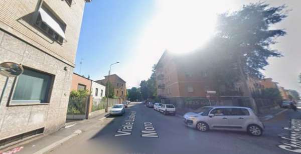 Foto TRILOCALE DOTATO DI BOX AUTO