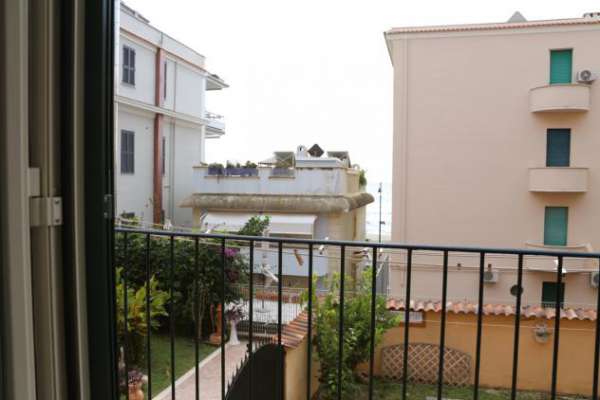 Foto Trilocale in affitto a Anzio