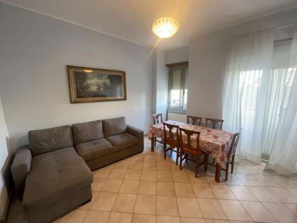 Foto Trilocale in affitto a Anzio