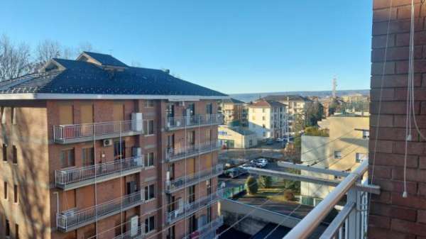 Foto Trilocale in affitto a Biella