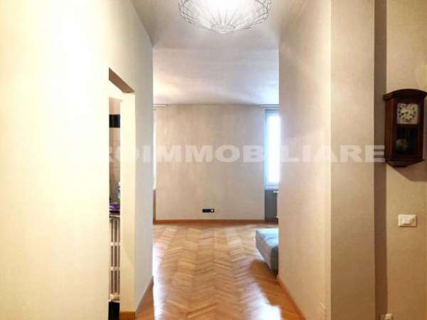 Foto Trilocale in affitto a Brescia