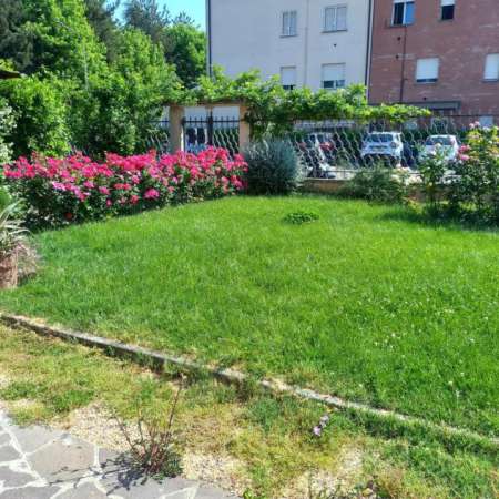 Foto Trilocale in affitto a Calderara di Reno