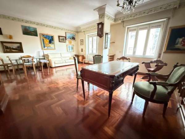 Foto Trilocale in affitto a Caserta