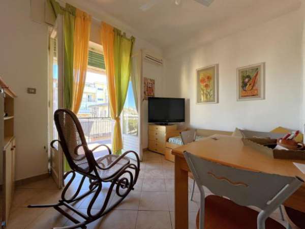 Foto Trilocale in affitto a Catanzaro