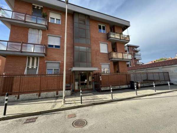 Foto Trilocale in affitto a Collegno