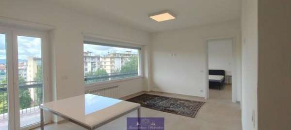 Foto Trilocale in affitto a Firenze, Novoli