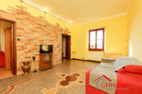 Foto Trilocale in affitto a Genova