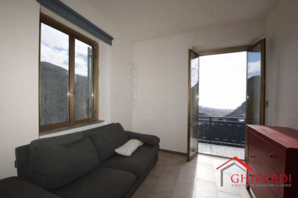 Foto Trilocale in affitto a Genova